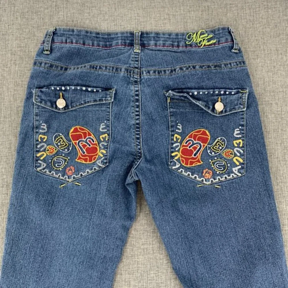 Mecca Femme‎ Cropped Jeans Size 9/10 Embroidered Design Low Rise 78% Cotton